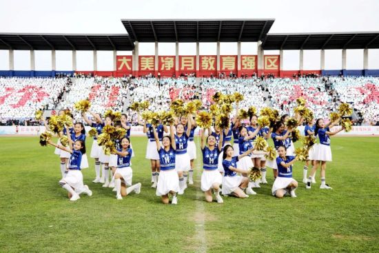 ���¸��^(q��)��С�W(xu��)�����\(y��n)��(d��ng)��(hu��)�ϵľ��ʱ���